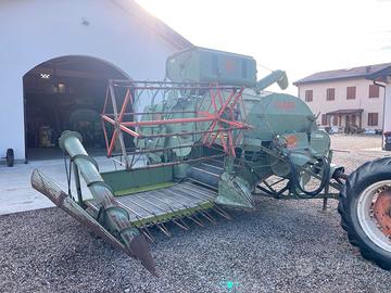 Claas Junior Mini mietitrebbia