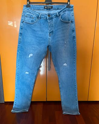 Jeans da uomo nuovi