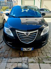 Lancia Y. GOLD. Come NUOVA.
