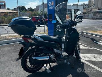 Honda SH 300