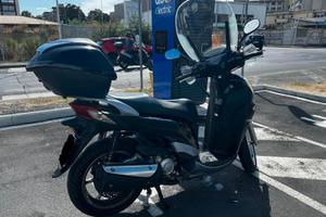 Honda SH 300