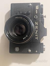 ZENIT 12XP con tre obbiettivi Usata pochissimo