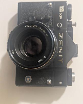 ZENIT 12XP con tre obbiettivi Usata pochissimo