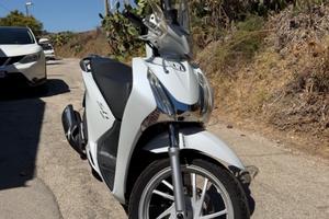 Honda SH 125 ABS – Pari al nuovo 14.000 km