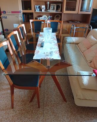 Tavolo in cristallo 