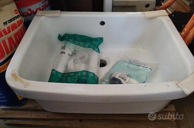 Lavatoio+piletta e sifone+ pensile bagno+phon