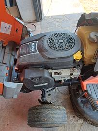 trattorino tagliaerba usquarna  lt151