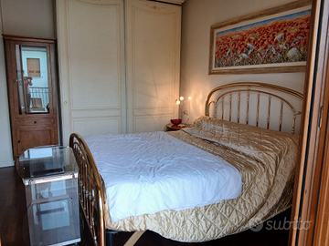 Ampia camera da letto matrimoniale bagno privato