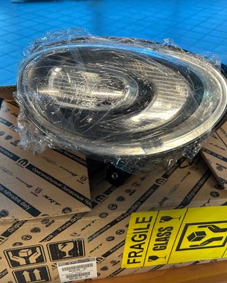 faro anteriore sinistro  Luce diurna Fiat 500 X
