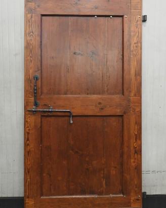 Portone singolo in legno 