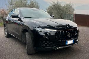 Maserati Levante 250cv 3000 V6