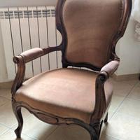 Sedia poltrona classica imbottita