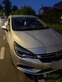 Opel Astra Sports Tourer 1.6 CDTI 110CV – 2016
