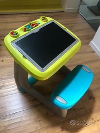 Tavolo scrittoio con panca  Smoby per bimbi