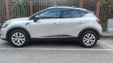 Captur 1.6 E-Tech Hybrid Intens 145cv MY2021