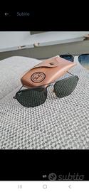 Fantastici Ray-ban da sole rettangolari 
