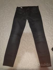 pantaloni benetton