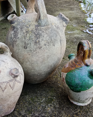Tris di vasi da giardino