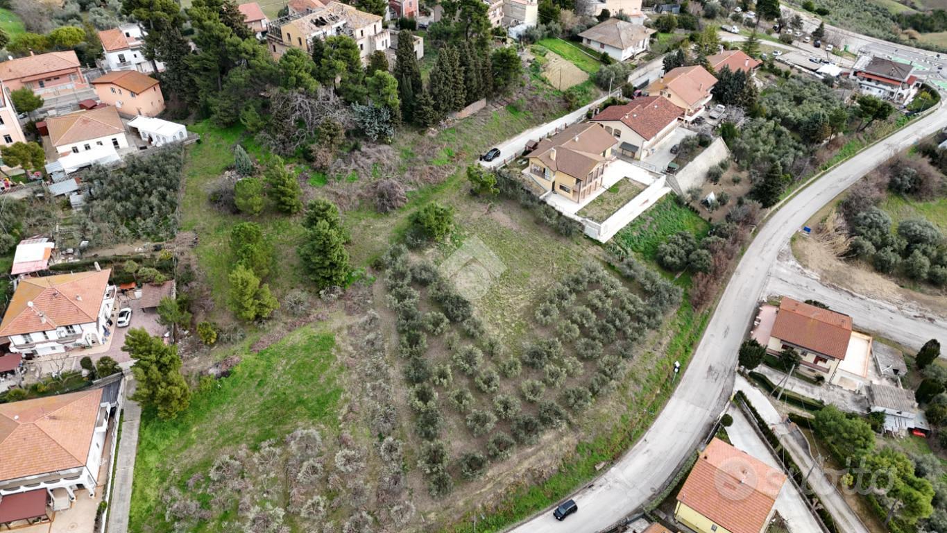 TER. AGRICOLO A ROSETO DEGLI ABRUZZI - View 2