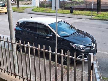renault captur 1500 cc. diesel