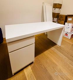 Scrivania ikea Malm 140x65