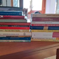 Libri vari titoli / autori