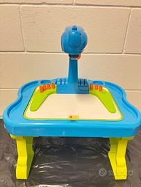 Tavolo da disegno Lisciani con proiettore LED