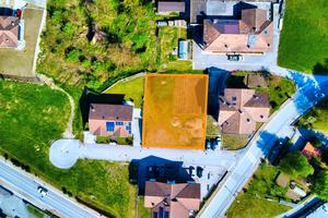 Terreno edificabile con vincolo di residenza ordin