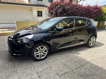 Renault Clio Duel 1.5 dCi 75 CV