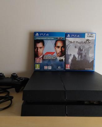 PS4 con controller 2 giochi e SSD 500gb