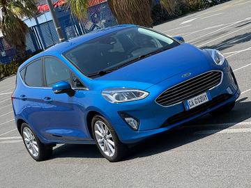 Ford Fiesta 1.0 Ecoboost 95 CV-TITANIUM-PERMUTABIL
