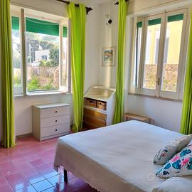 Ischia porto centro LIBERO OTTOBRE