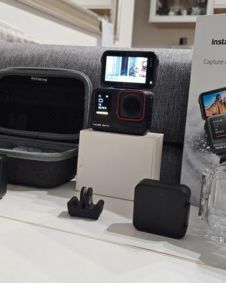 Insta360 AcePro + 2 batterie originali e accessori