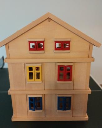 casetta bambole in legno