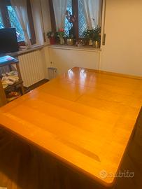 Tavolo quadrato allungabile