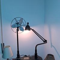 Lampada originale tratta da poltrona dentista 1930