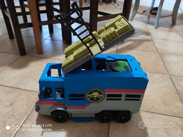 Camion trasformabile Ben Ten