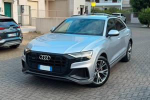 Audi Q8 50 TDI 286 CV quattro tiptronic S LINE, FU