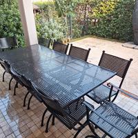 Tavolo e sedie in ferro antracite