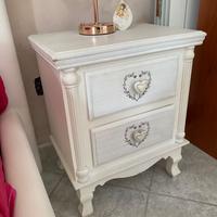 comodino shabby chic