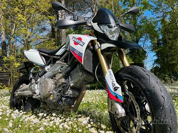 Aprilia dorsoduro 750