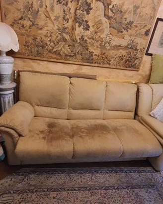 Divano letto marca Divani & Divani By Natuzzi pell