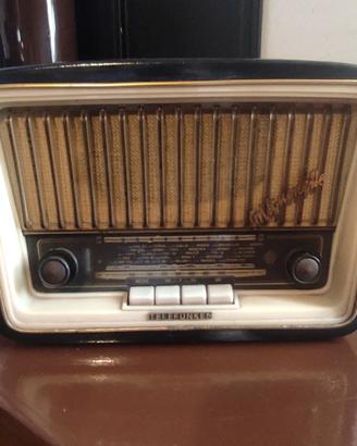Radio d'epoca Telefunken Mignonette m.f. Mod. R194