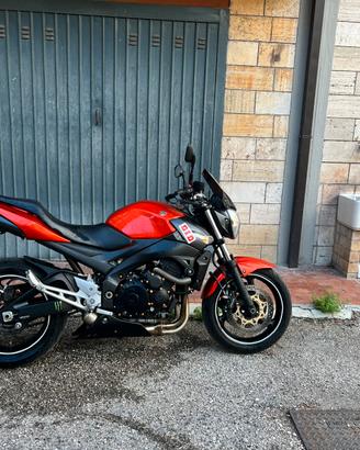 Gsr 600 Suzuki depo a2