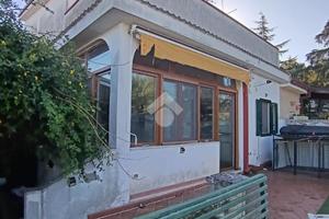 VILLA A SCHIERA A CASSANO DELLE MURGE