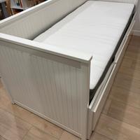 Divano Letto con Grandi Cassetti come nuovo!!