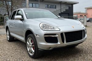 Porsche Cayenne Turbo