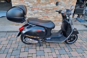 Vespa 300 super sport 