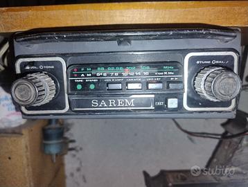 Vecchia autoradio Sarem