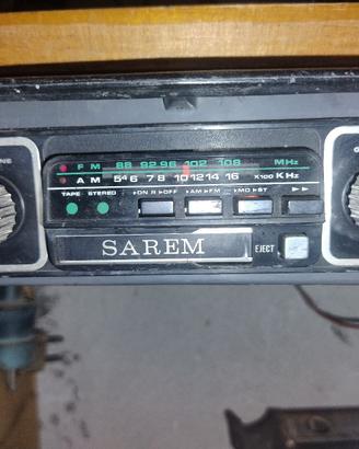 Vecchia autoradio Sarem